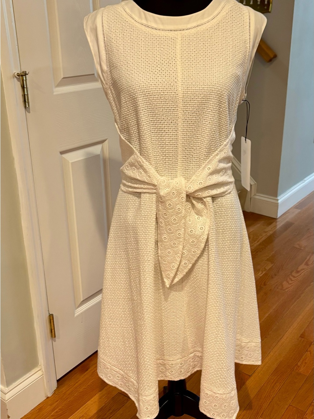 CAbi Lizzie Dress style #5106 size 4
